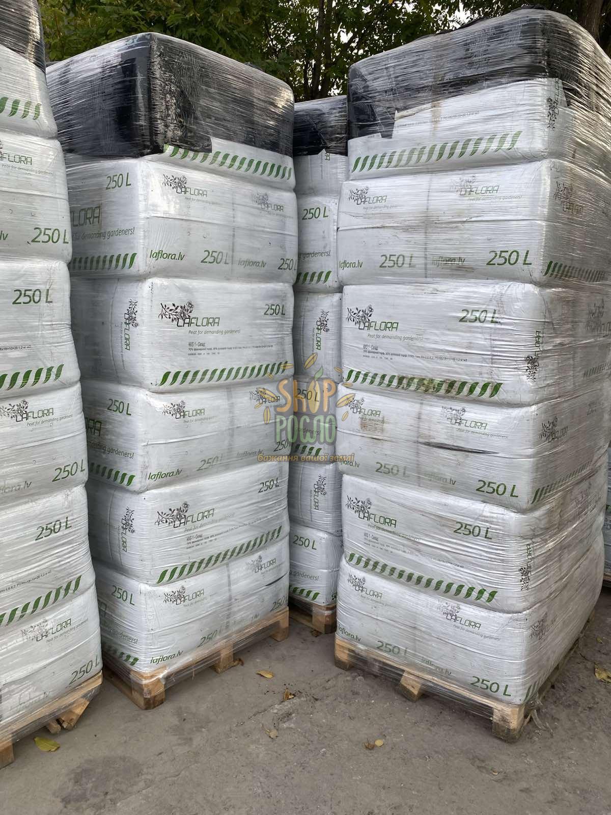 Торф'яний субстрат світлий Ла Флора (La Flora) KKS-1.  250 л, Латвія